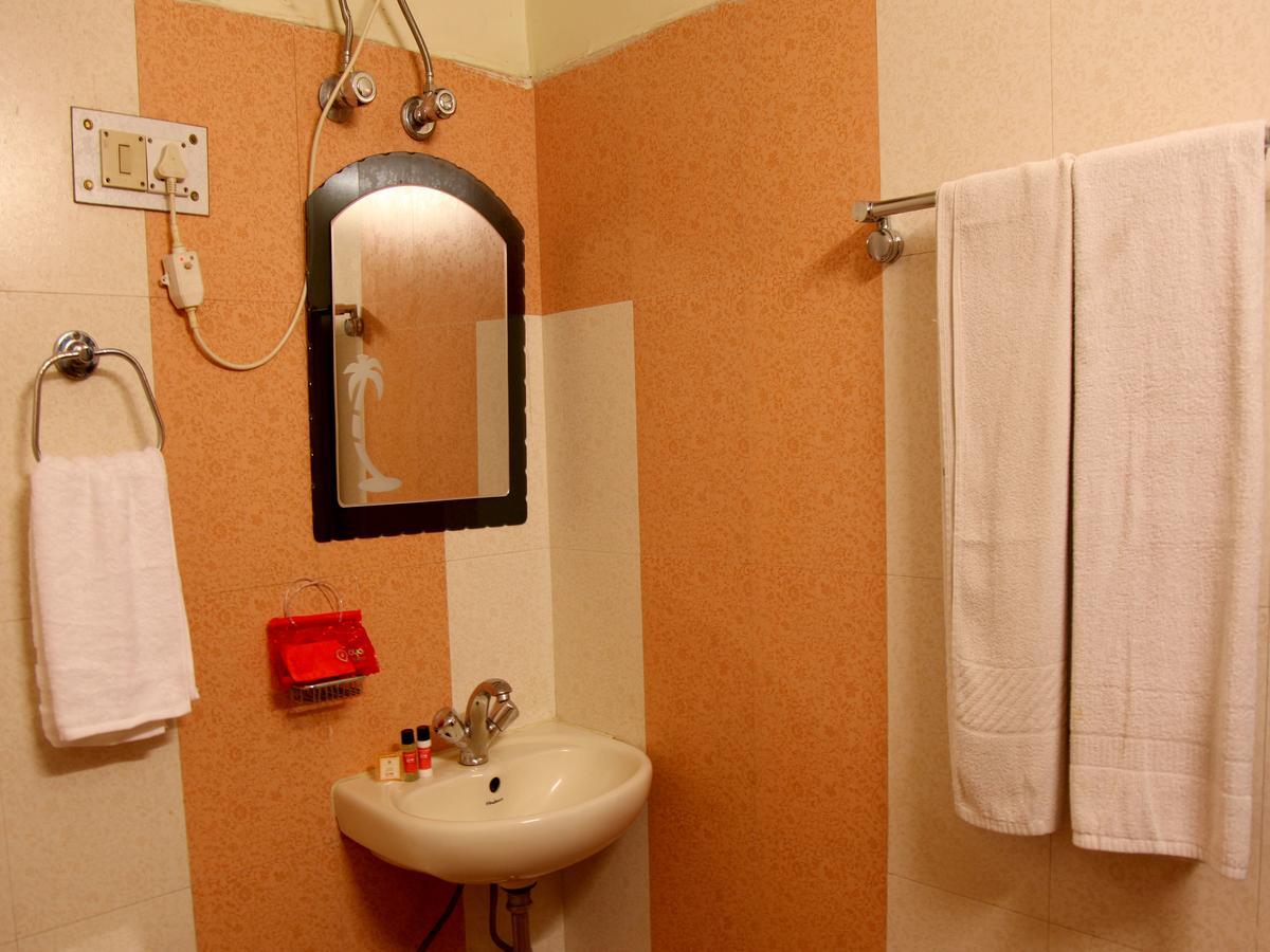 Oyo 2054 New Hotel Broadway Βαρανάσι Εξωτερικό φωτογραφία