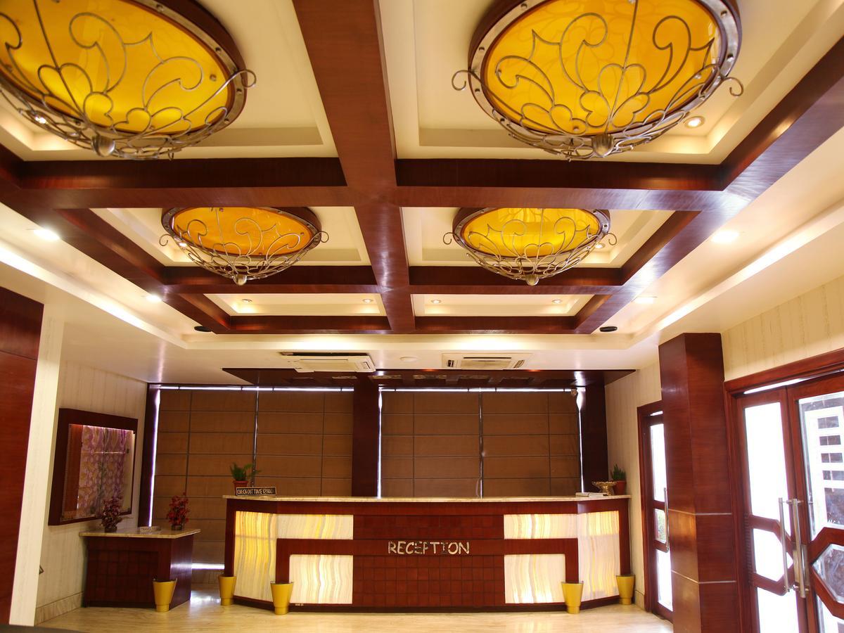 Oyo 2054 New Hotel Broadway Βαρανάσι Εξωτερικό φωτογραφία