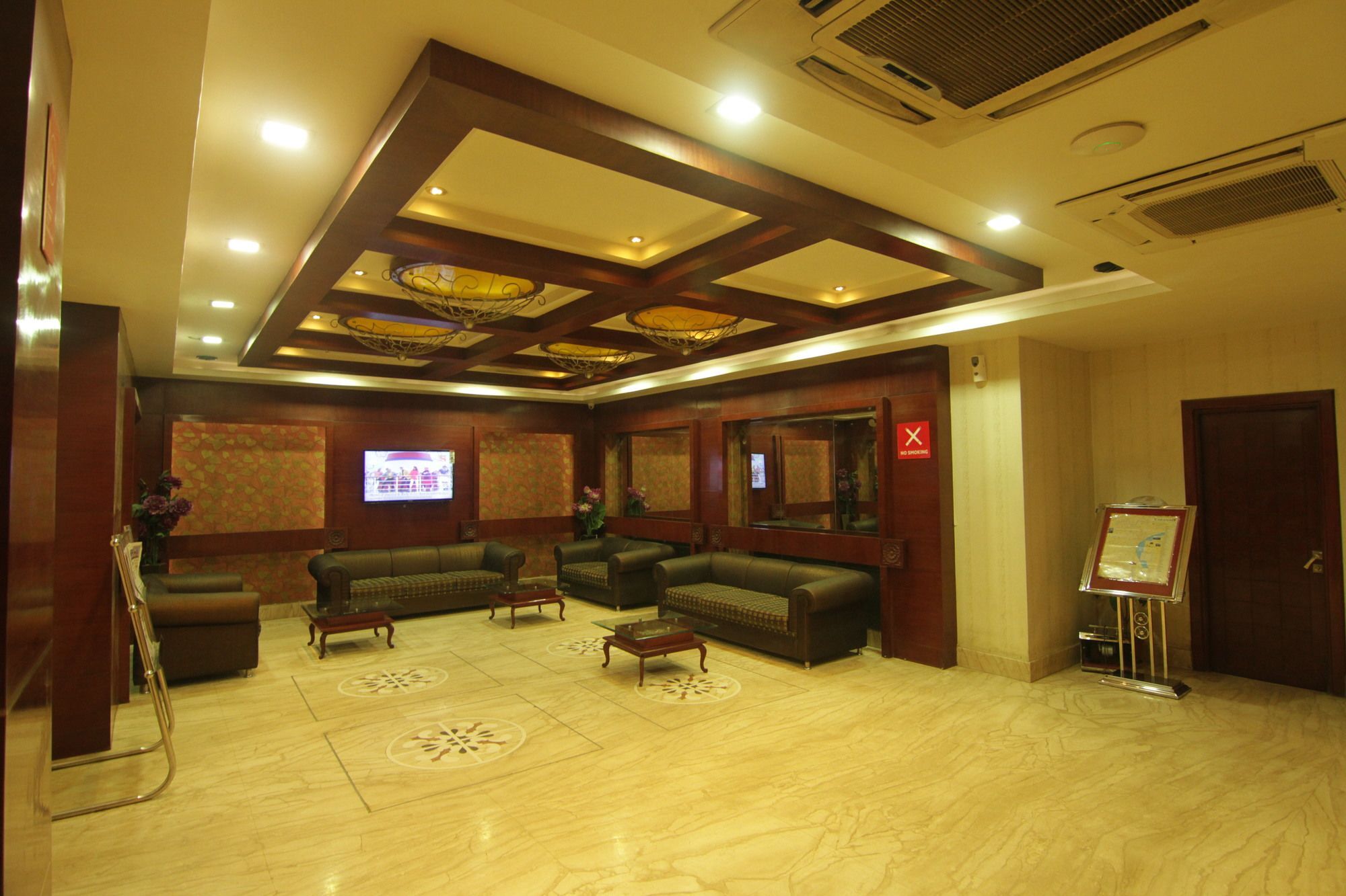 Oyo 2054 New Hotel Broadway Βαρανάσι Εξωτερικό φωτογραφία